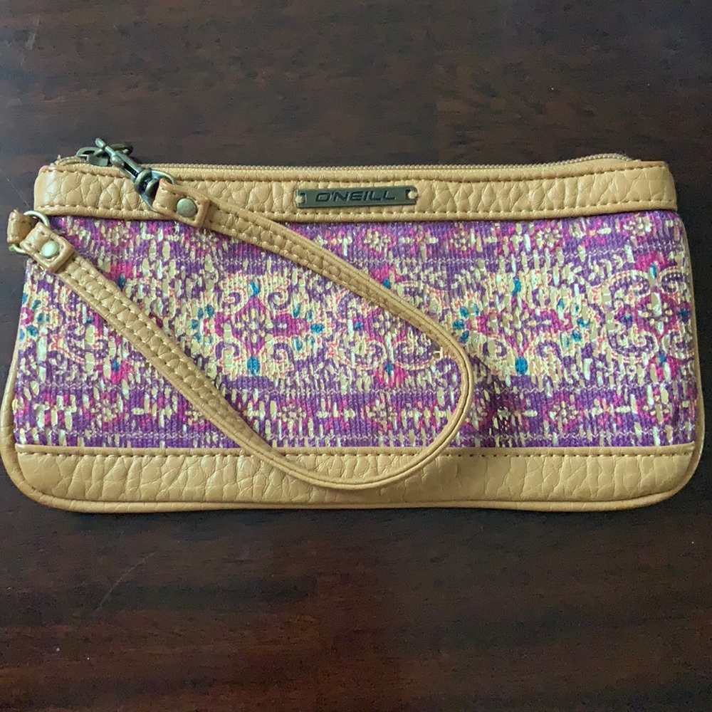O’Neill wristlet